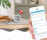 ﺳﻨﺴﻮر دﻣﺎ و رﻃﻮﺑﺖ ﻫﻮﺷﻤﻨﺪ زیگبی ﺑﺎ ﺻﻔﺤﻪ ﻧﻤﺎﯾﺶ ZSS-KB-TH-LF-C برند MOES